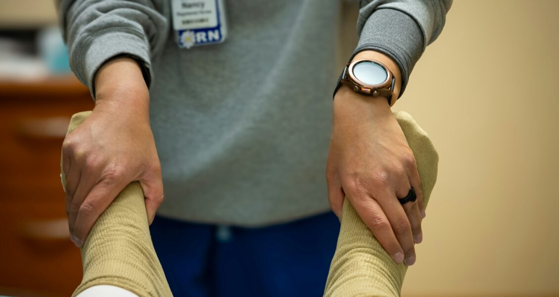 Kind Outreach at the End of the Year: How a Physical Therapy Clinic Can Plan Year-End Messages With AI, and Keep People in Charge
