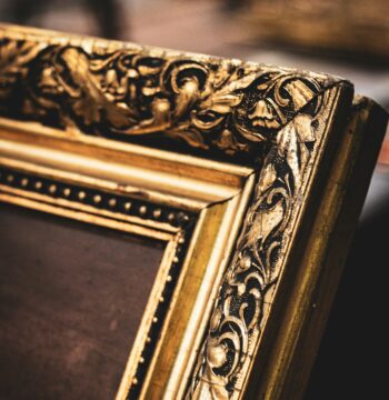What Worked in Search This Year, and What to Keep: A Year-End Look for a Small Frame Shop